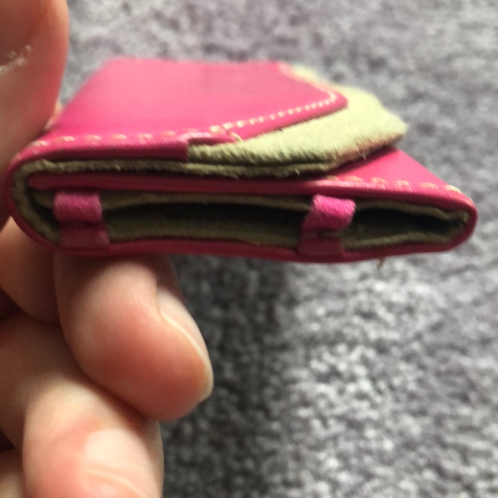iPod Case - Picture 4 of 4